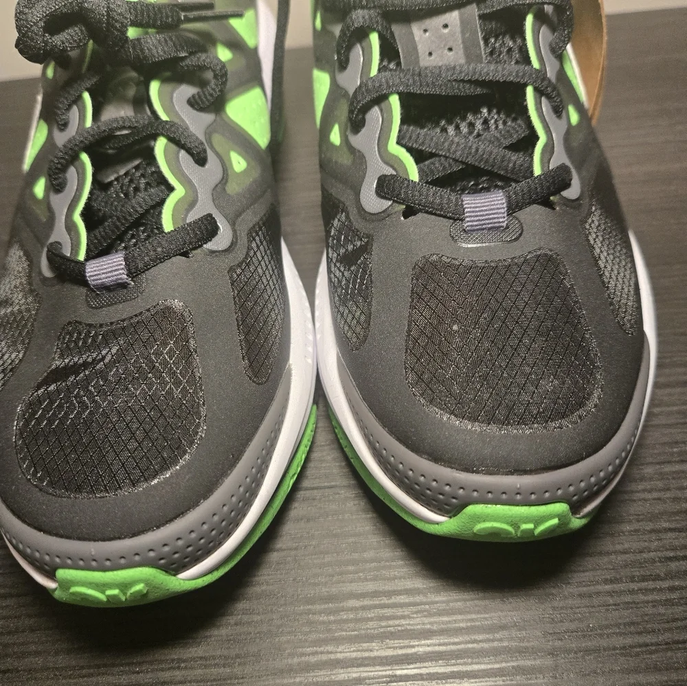 Nike color black